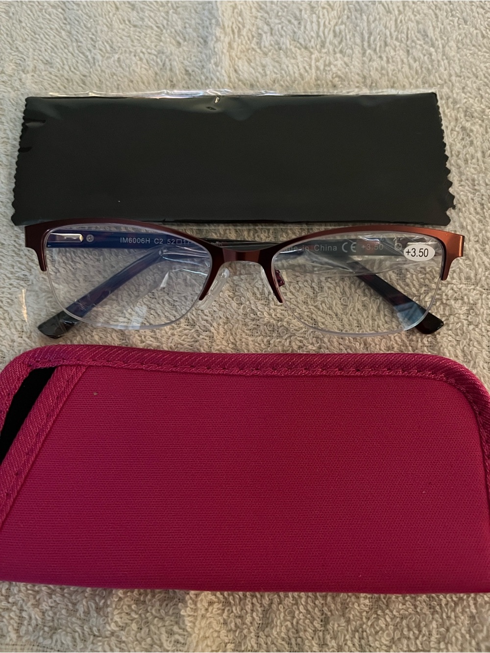 3.50 Diopter Half-Rim Reading Glasses with Pink Case and Cleaning Cloth